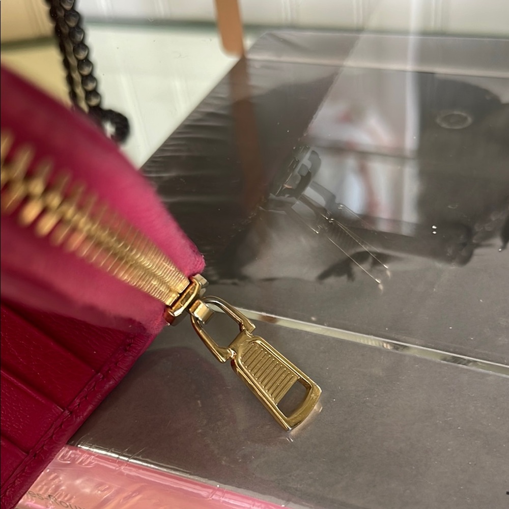 Yves Saint Laurent Pink Leather Wallet - Picture 4 of 5